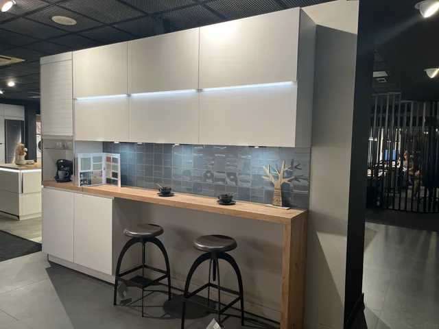 Cocina completa Hacker con electrodomésticos